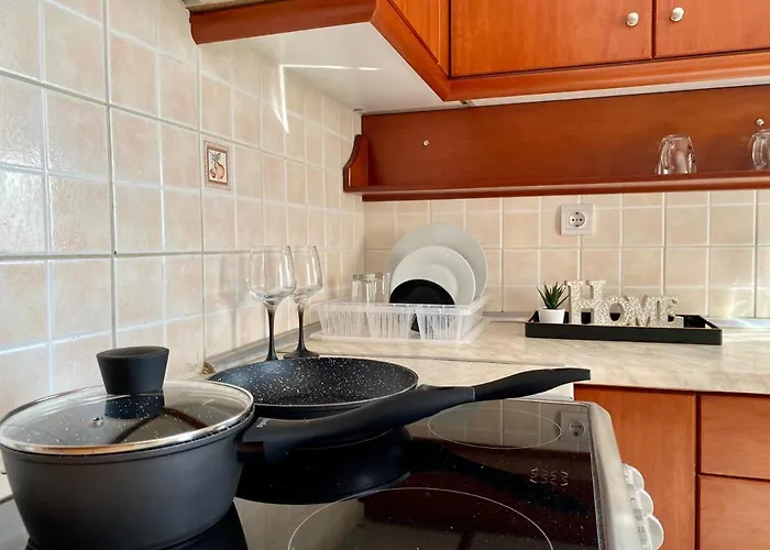 Ferienhaus Family Friendly Apartment, In Nature, With Yard 
