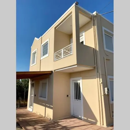 Family Friendly Apartment, In Nature, With Yard 