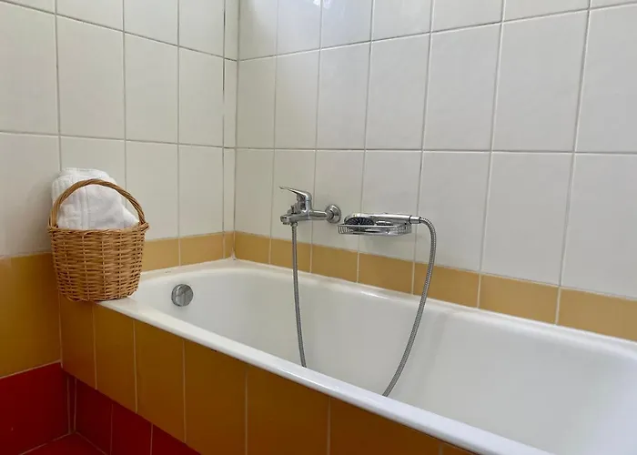 Family Friendly Apartment, In Nature, With Yard 