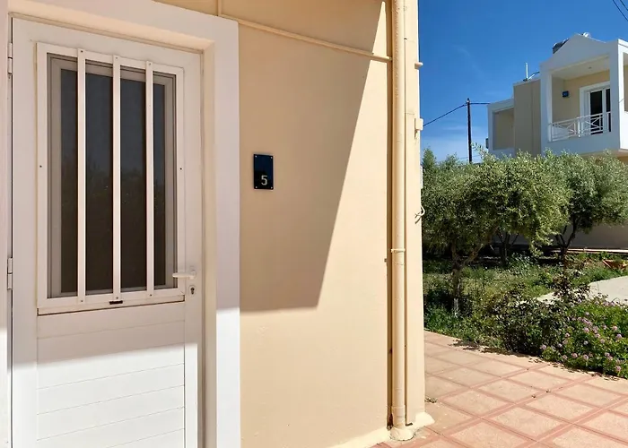 Family Friendly Apartment, In Nature, With Yard 